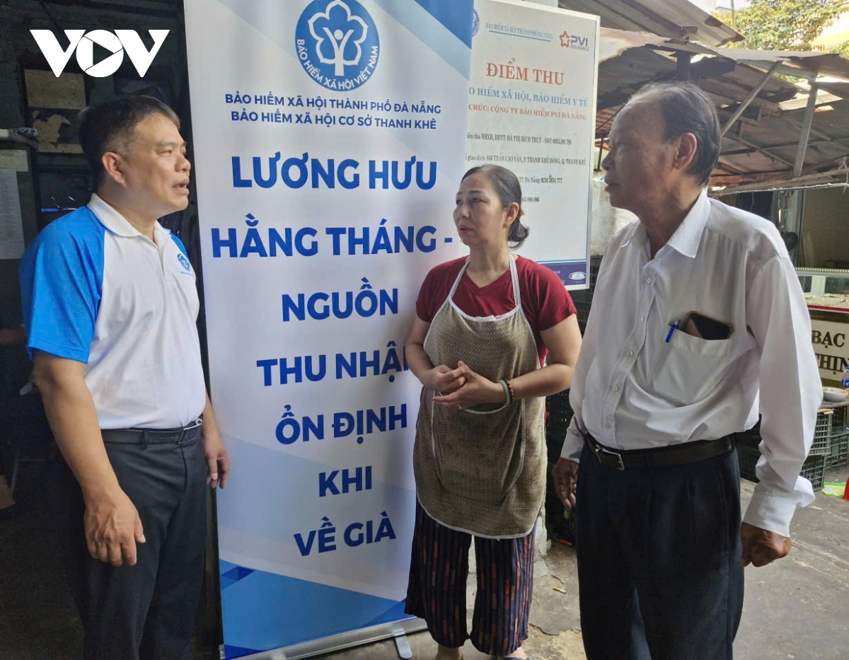 nguoi dan Da nang tham gia bao hiem xa hoi tu nguyen ngay cang nhieu. hinh anh 2