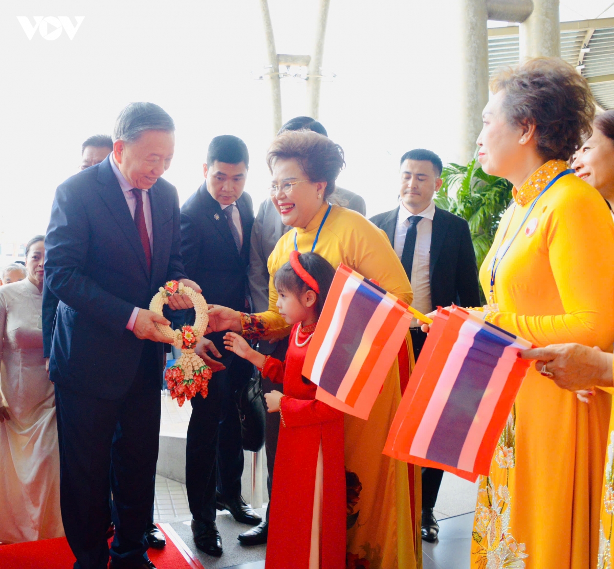 tong bi thu, chu tich nuoc to lam gap go cong dong nguoi viet nam tai thai lan hinh anh 2