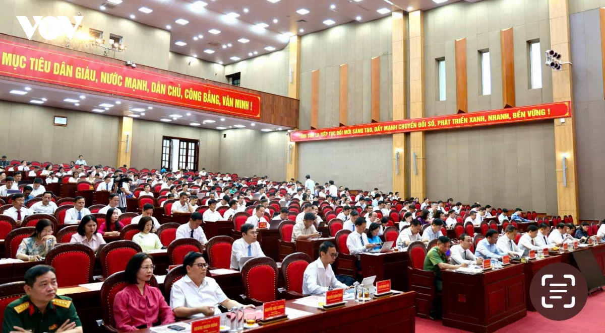 son la van hanh chinh quyen hai cap on dinh, grdp tang 9,76 hinh anh 2