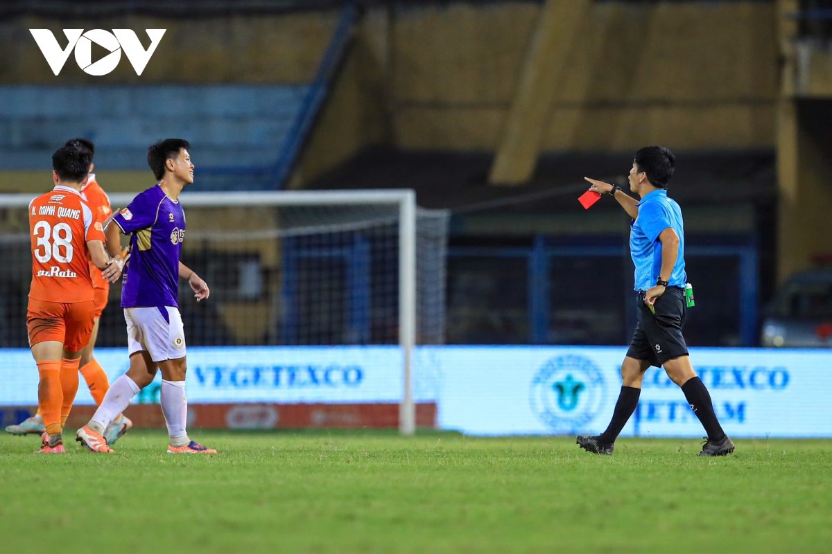 ket qua v-league hom nay 1 5 ha noi fc thang kich tinh Da nang hinh anh 15