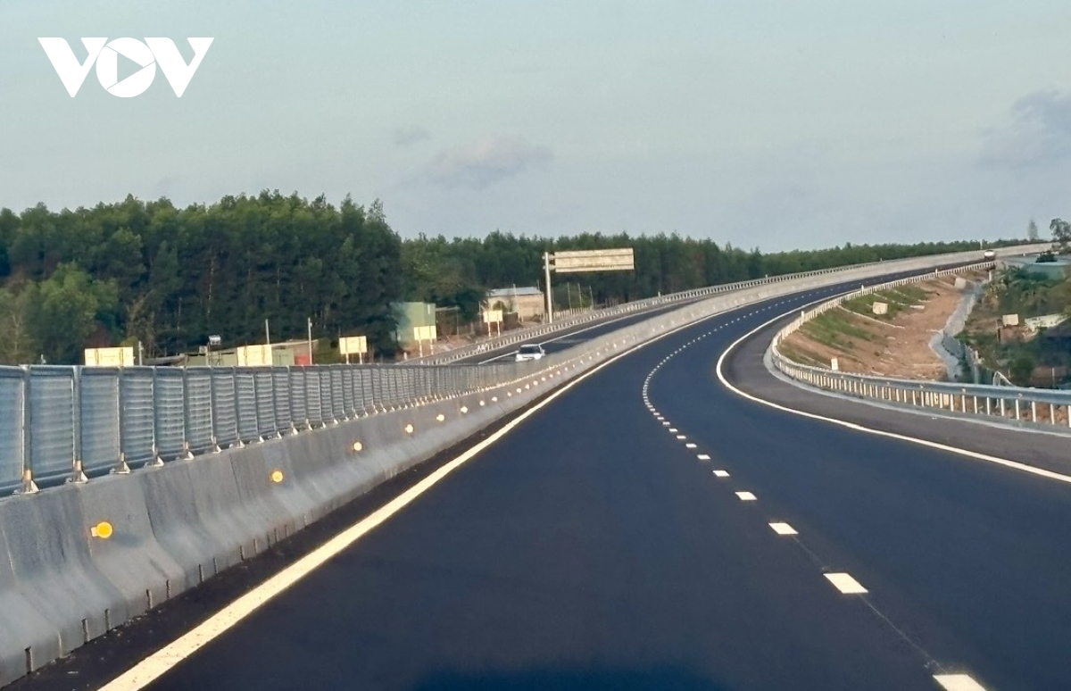 hon 37km cao toc bien hoa - vung tau da dua vao khai thac tam hinh anh 6