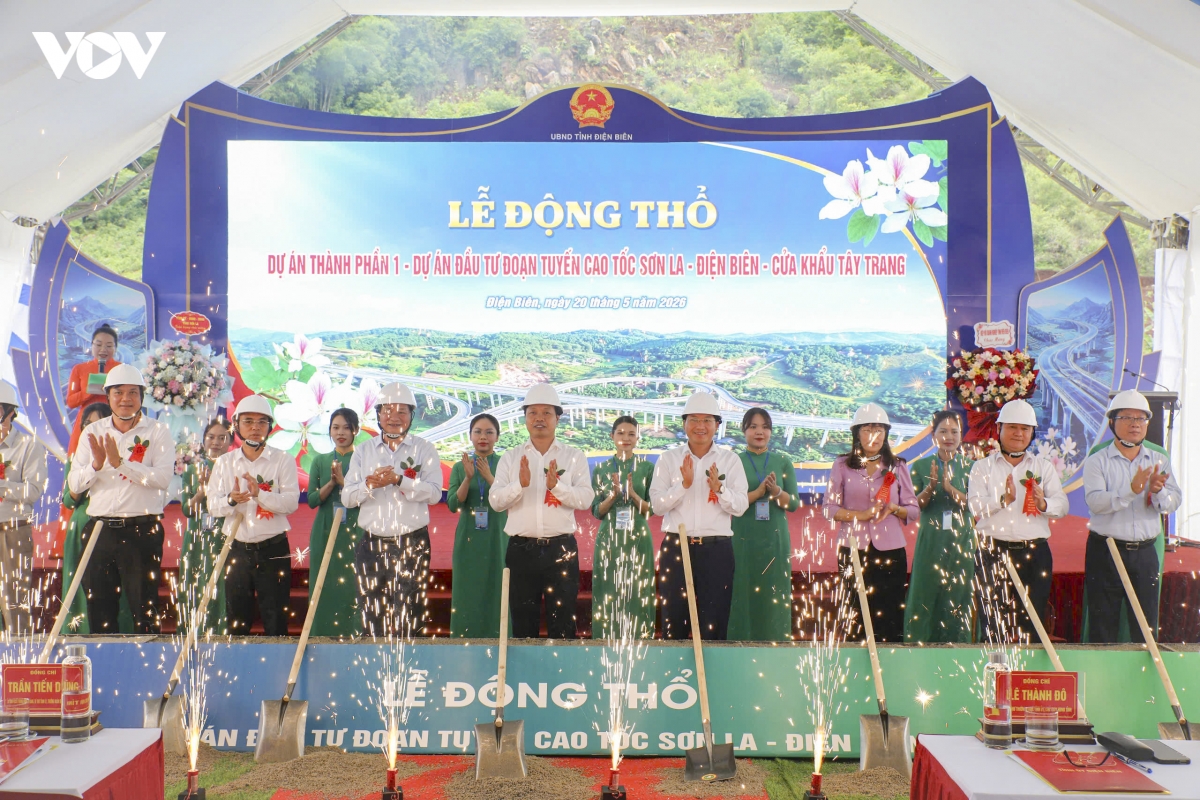 Dong tho du an thanh phan 1 cao toc son la - Dien bien - cua khau tay trang hinh anh 1