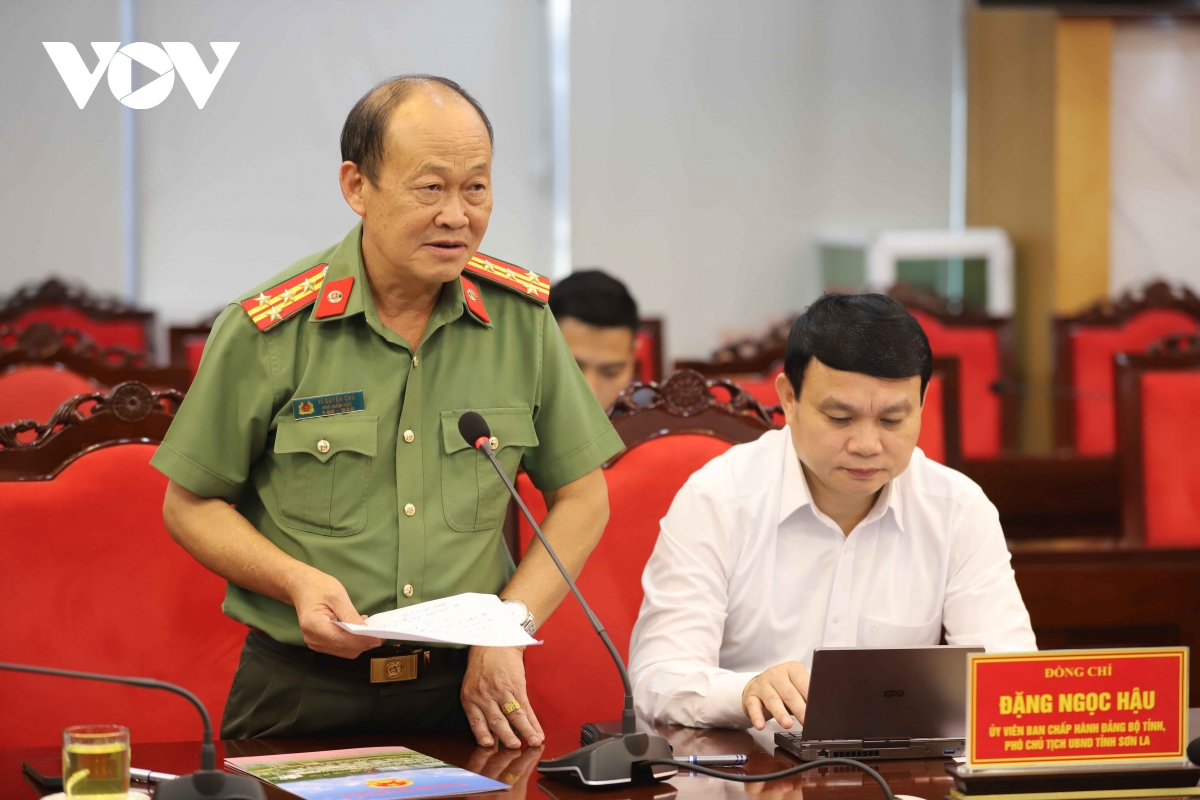 chuong trinh phat thanh an ninh tieng mong binh yen cho ban lang len song hinh anh 4