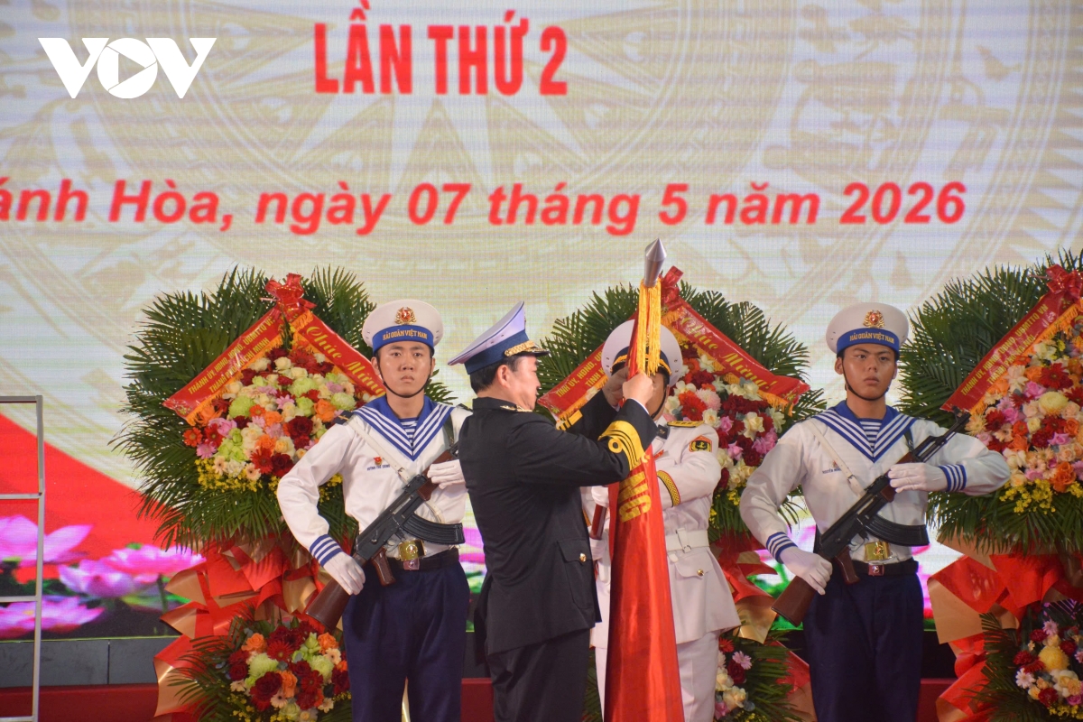 lu doan 146, vung 4 hai quan don nhan danh hieu anh hung hinh anh 2