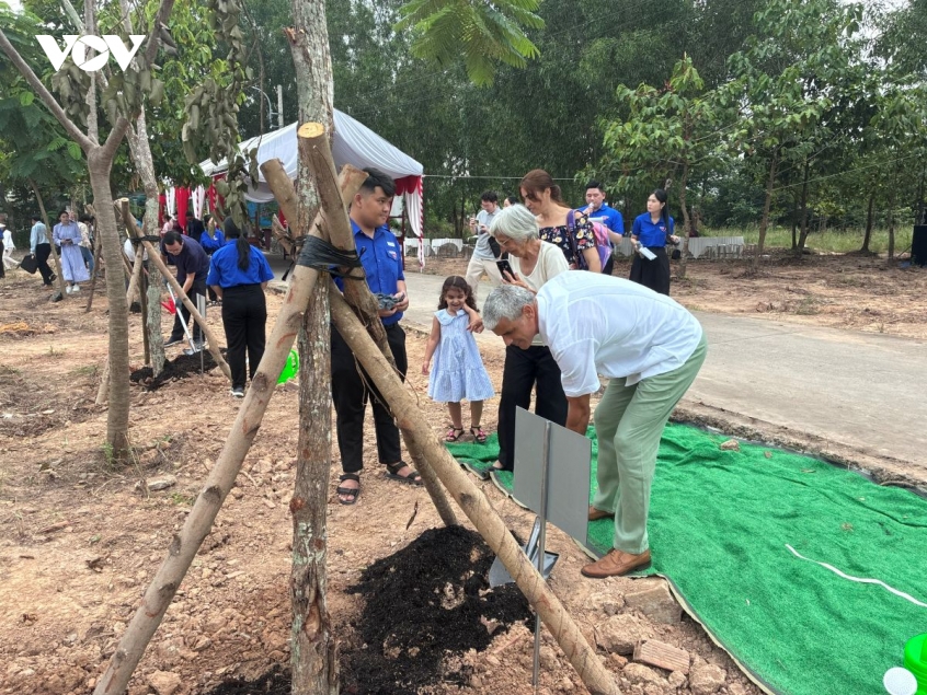 tp.hcm trong cay huu nghi, gan ket cong dong quoc te vi phat trien ben vung hinh anh 5
