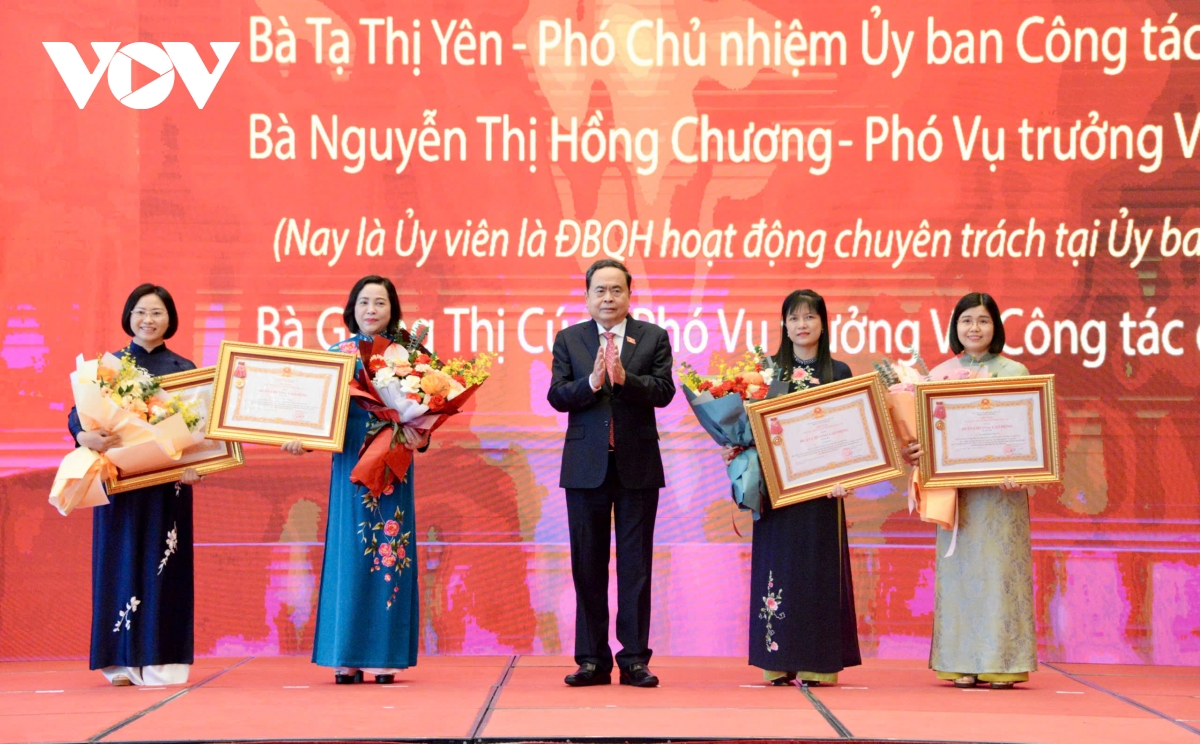 chu tich quoc hoi muc tieu cuoi cung la nang cao doi song cua nguoi dan hinh anh 2