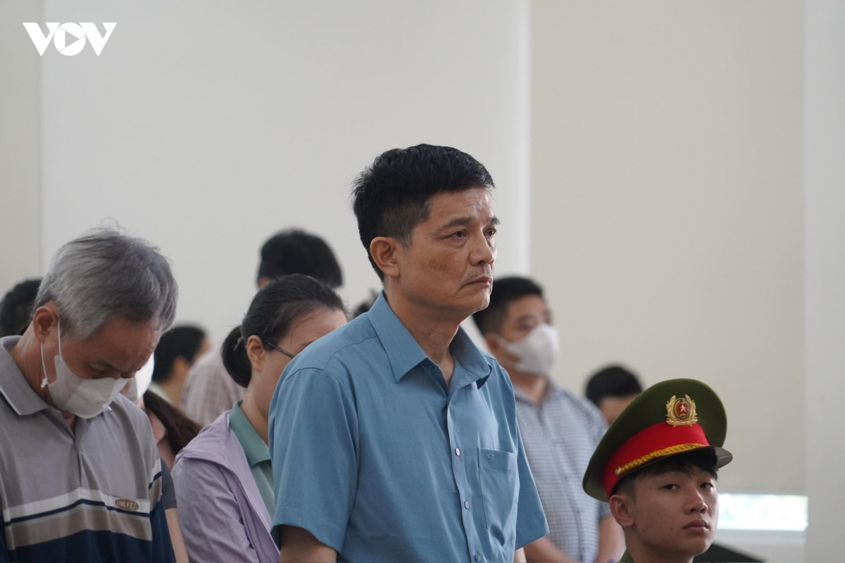cuu cuc truong nguyen thanh phong, tran viet nga duoc giam an tu vu nhan hoi lo hinh anh 1