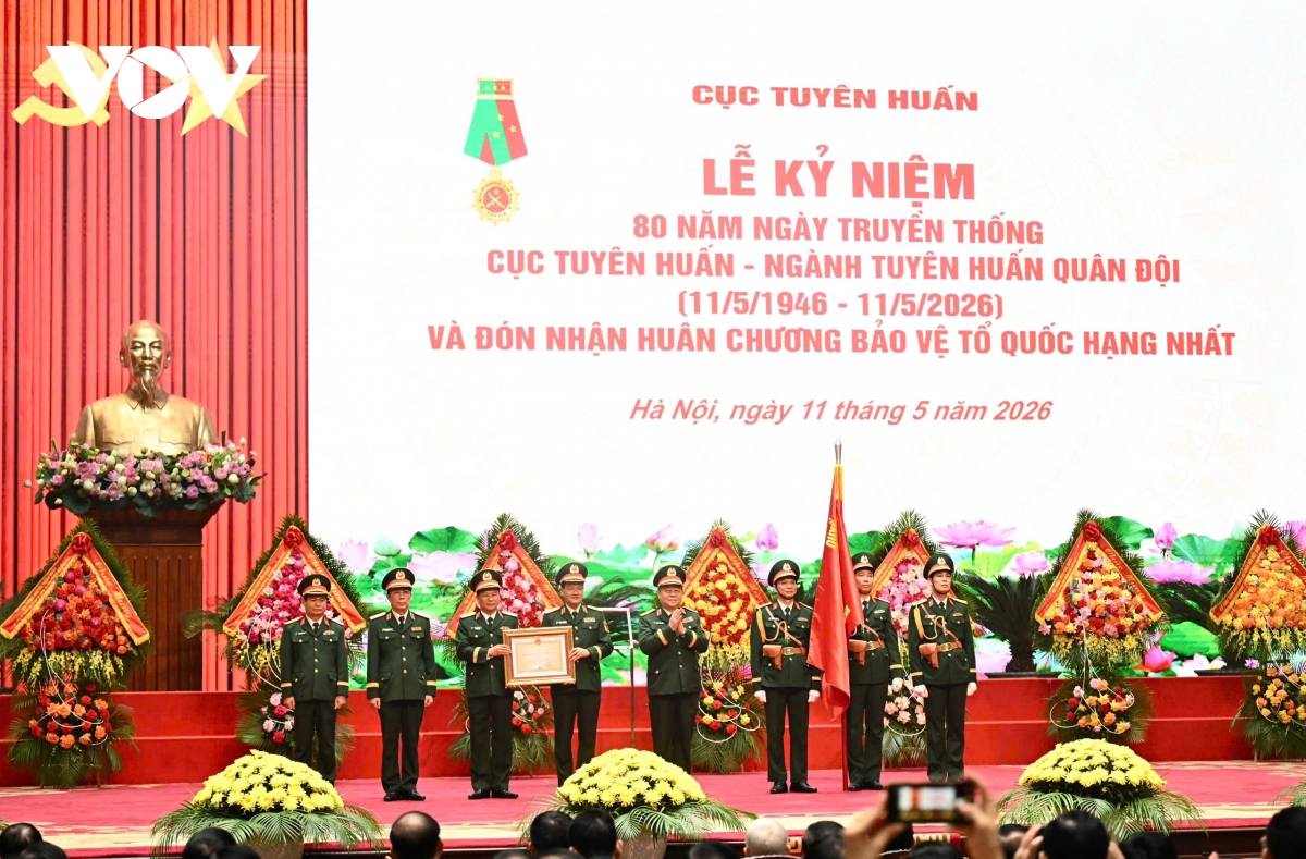 le ky niem 80 nam ngay truyen thong cuc tuyen huan - nganh tuyen huan quan doi hinh anh 6
