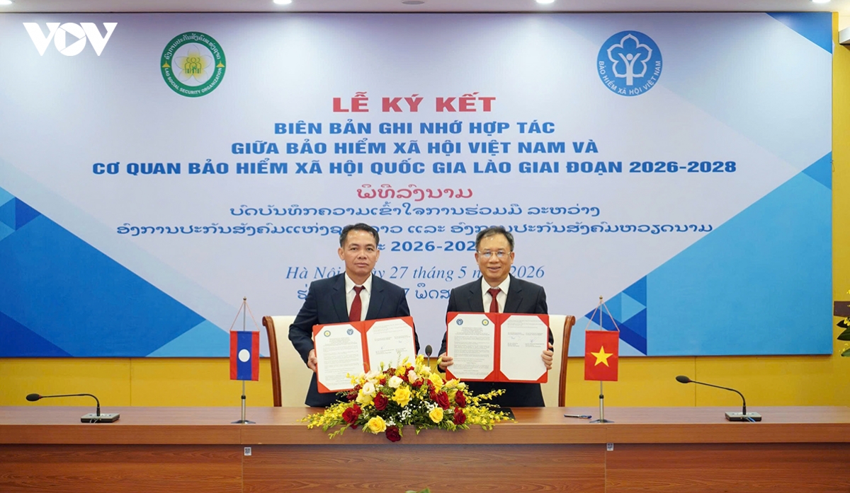 vietnam and laos strengthen social security cooperation picture 1