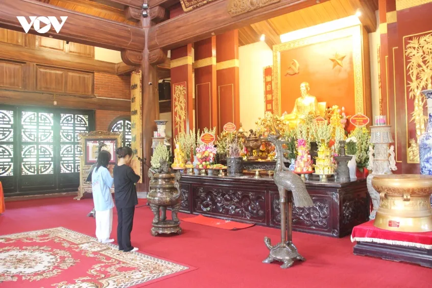 sau nang nghia tinh viet bac voi bac ho hinh anh 2
