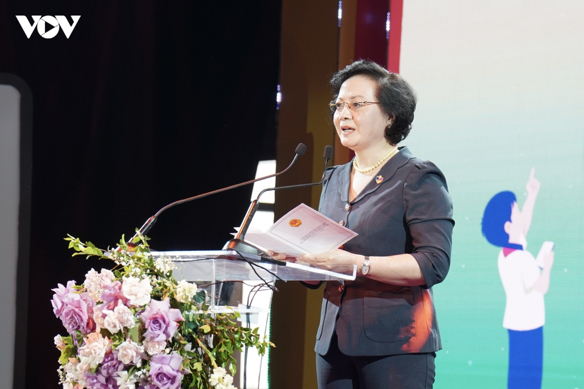 pho thu tuong xu ly nghiem hanh vi xam hai tre em tren moi truong mang hinh anh 2