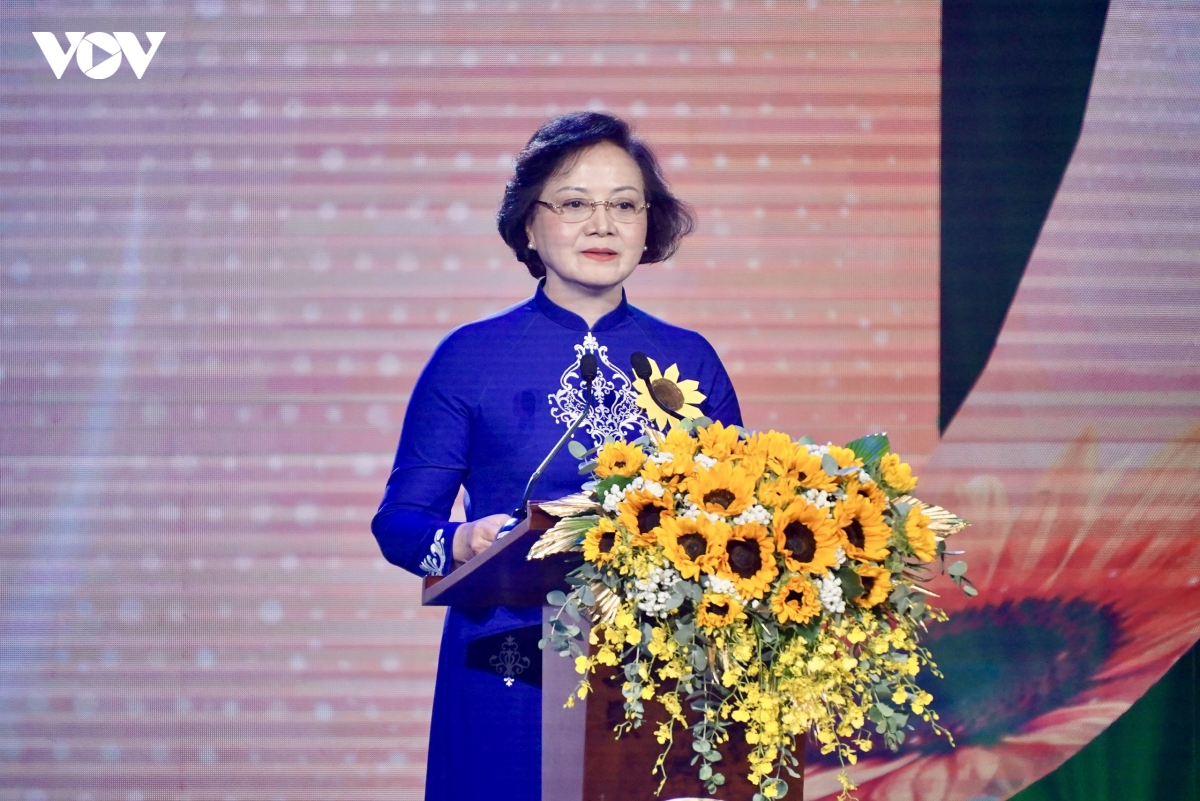 pho thu tuong pham thi thanh tra keu goi chung tay ho tro benh nhan ung thu ngheo hinh anh 1