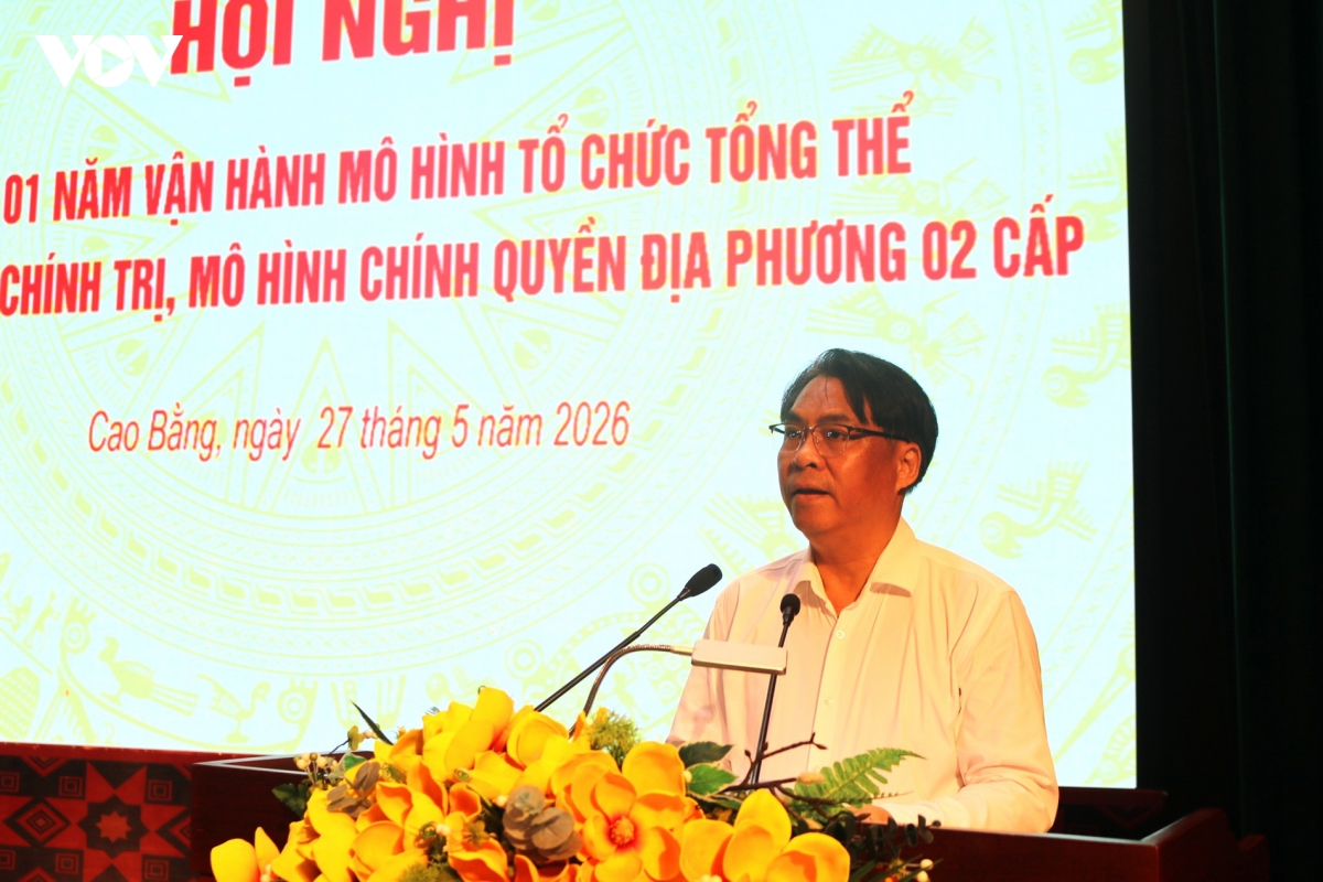 bi thu tinh uy cao bang khong chap nhan tinh trang can bo lam viec cam chung hinh anh 2