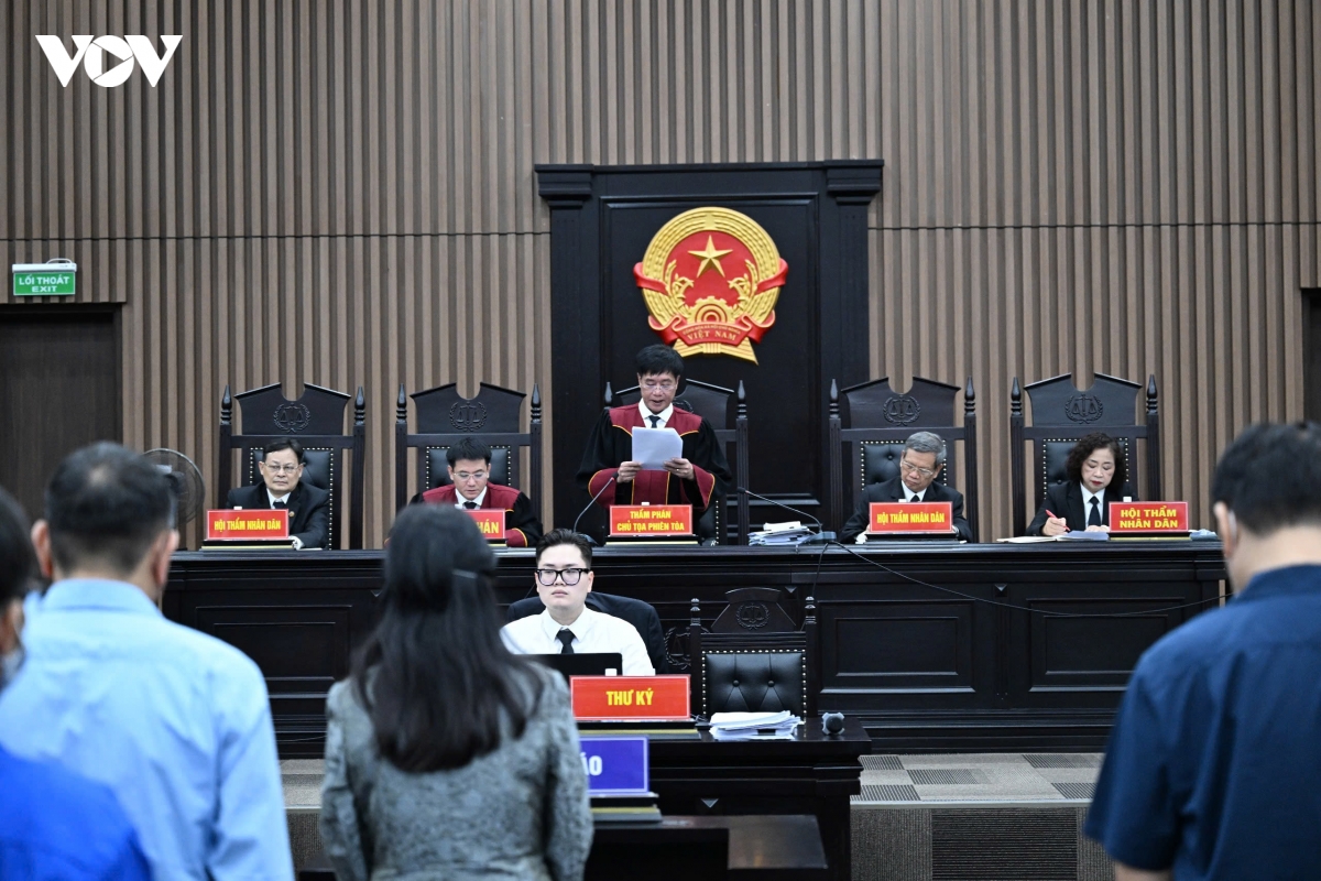 muc an cu the cho cuu bo truong bo y te nguyen thi kim tien va 9 bi cao hinh anh 2