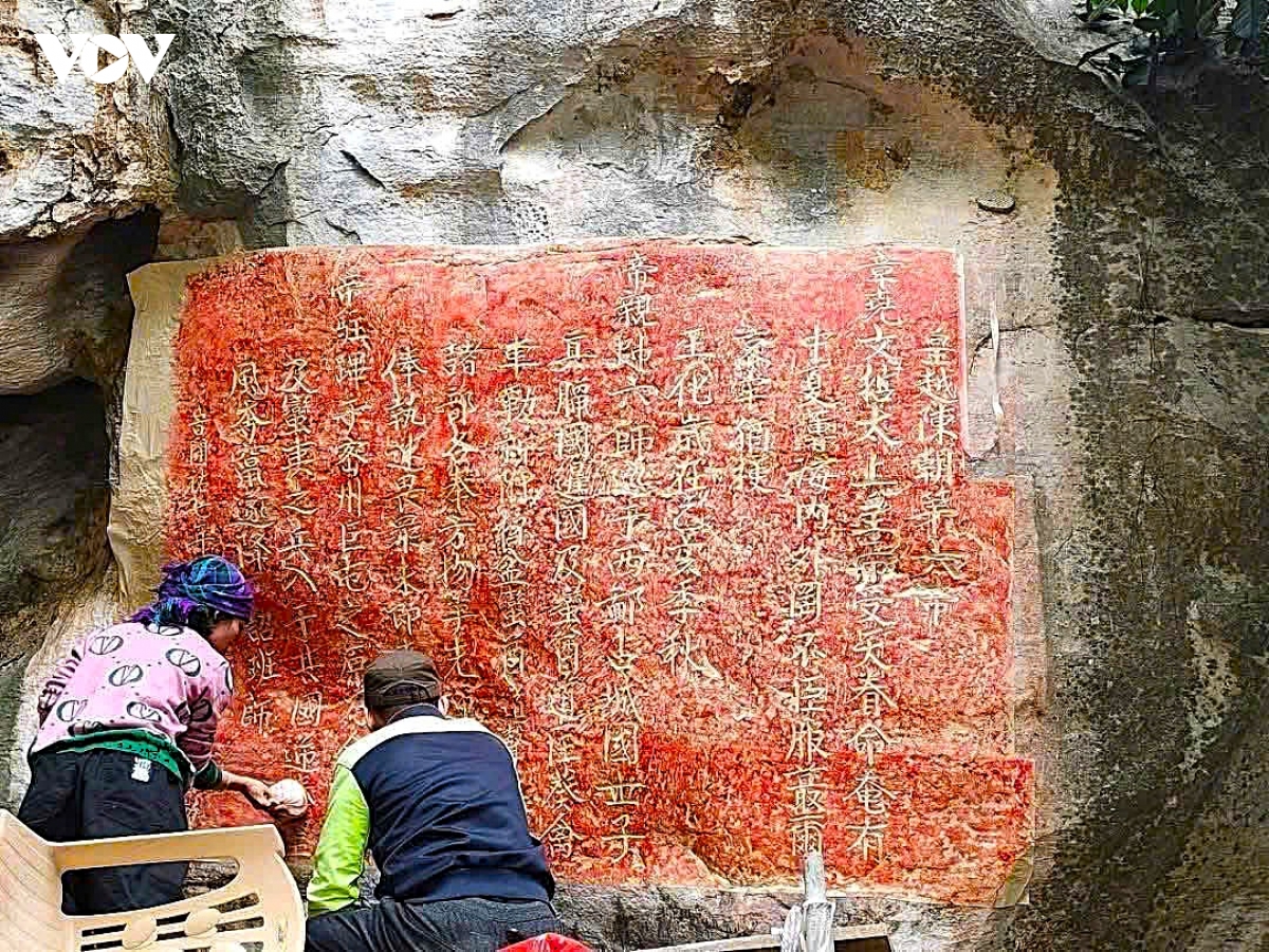 bia ma nhai - trang su da gan 700 nam la bao vat quoc gia hinh anh 3
