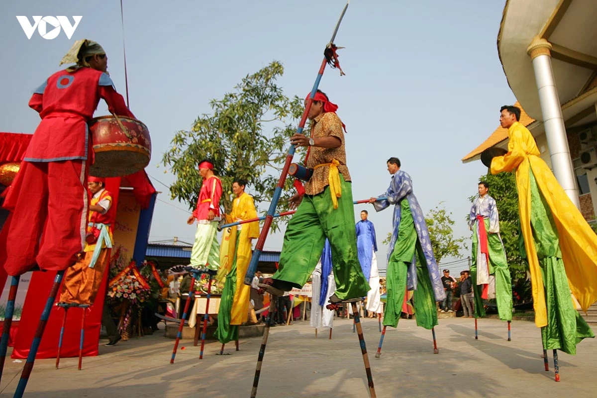 kham pha vu dieu ca kheo tren song cua ngu dan vung bien thinh long, ninh binh hinh anh 5