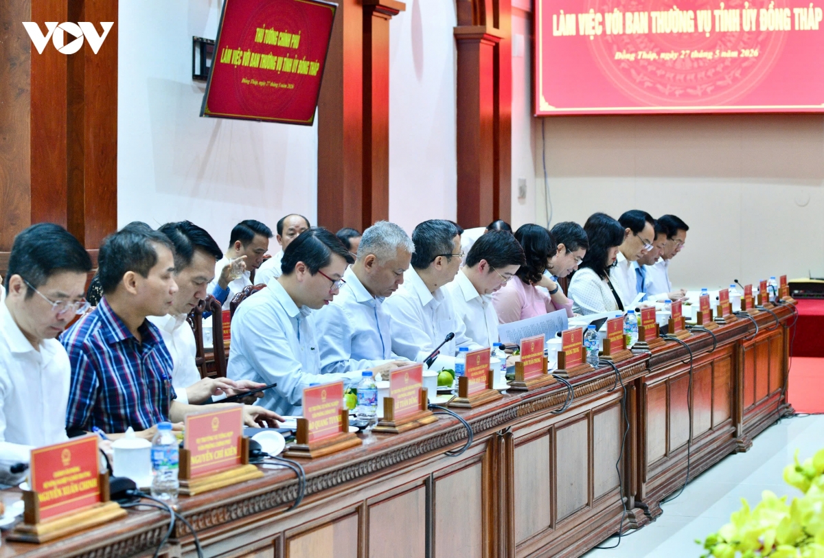thu tuong le minh hung lam viec voi ban thuong vu tinh uy Dong thap hinh anh 6