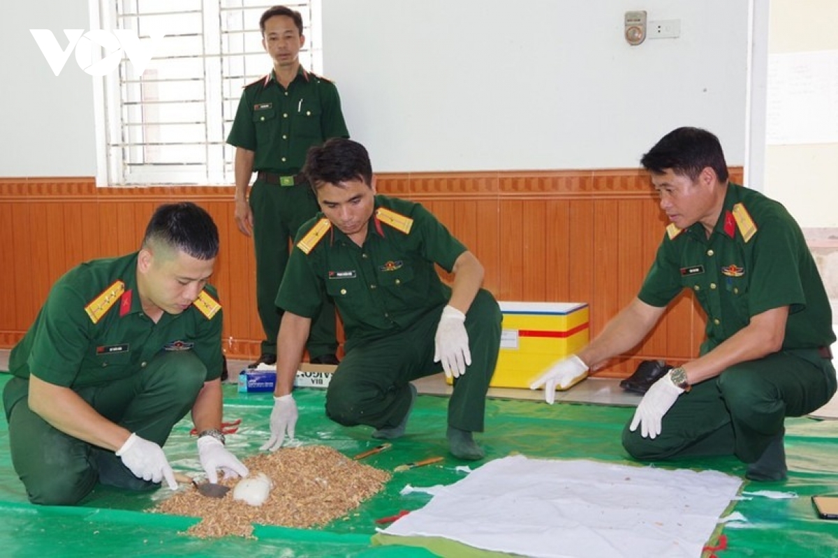 ha tinh chuan bi don nhan va an tang 8 hai cot liet si hy sinh tai lao hinh anh 1