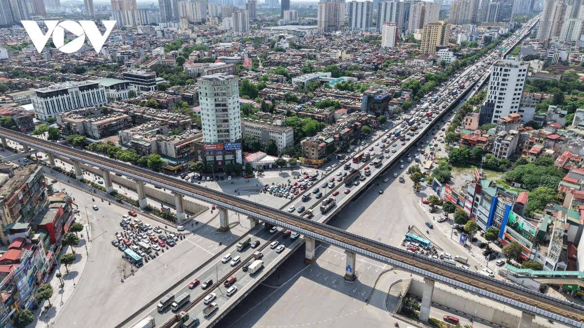 ha noi xay cau vuot 4 lan xe tai nut giao le trong tan - quoc lo 6 hinh anh 1