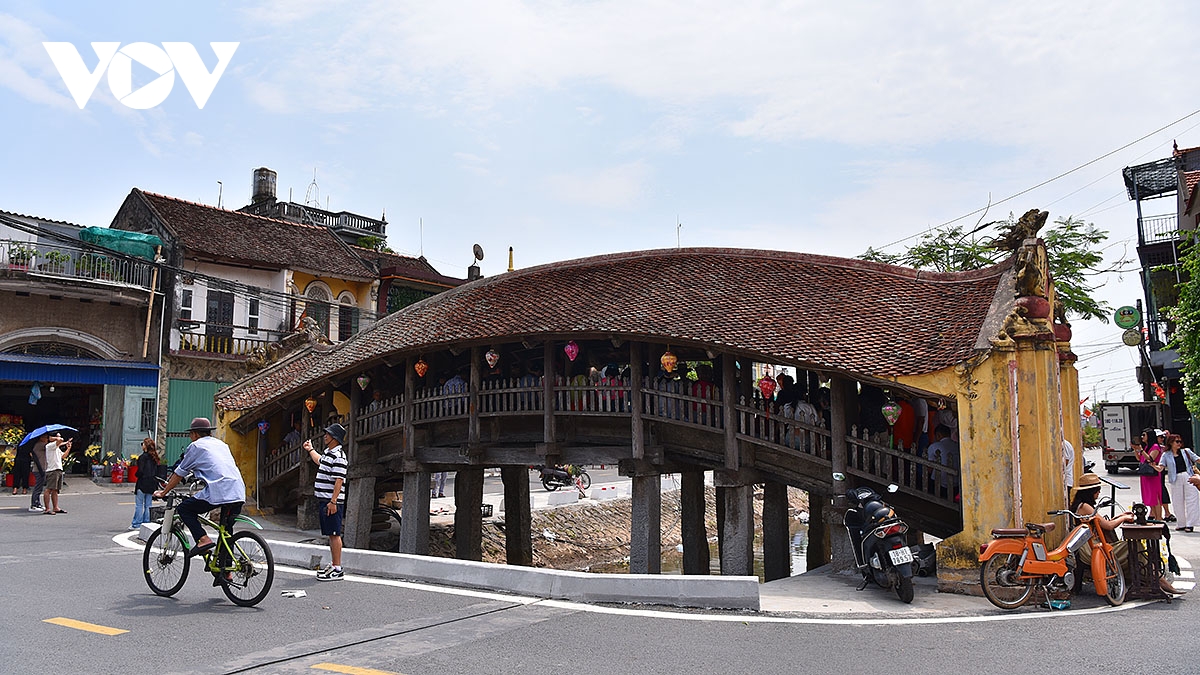 cau ngoi chua luong, cay cau di san kien truc doc dao hon 500 tuoi o ninh binh hinh anh 1