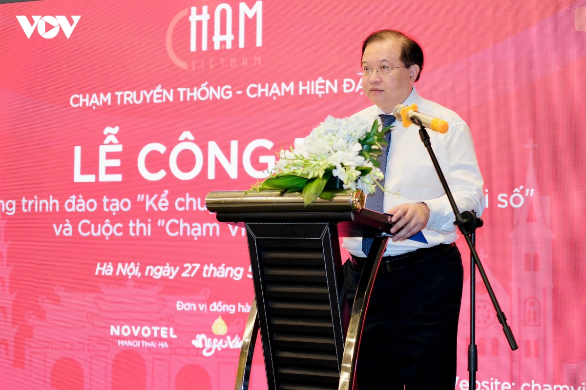 hoa hau nguyen phuong linh lam dai su cuoc thi sang tao video quang ba van hoa hinh anh 2
