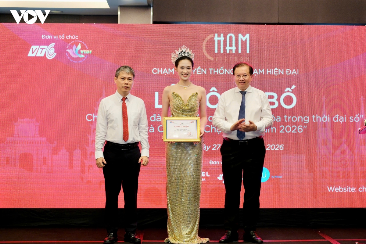 hoa hau nguyen phuong linh lam dai su cuoc thi sang tao video quang ba van hoa hinh anh 4