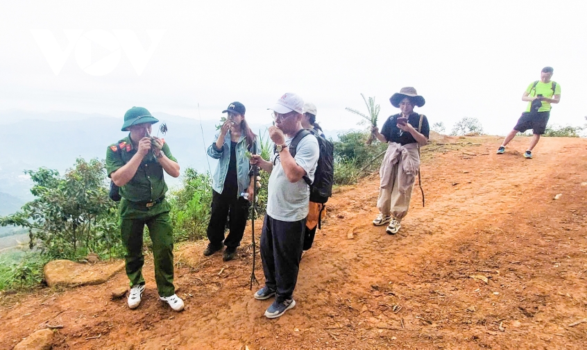 du lich quang ninh chinh phuc dinh cao xiem hung vi hinh anh 5