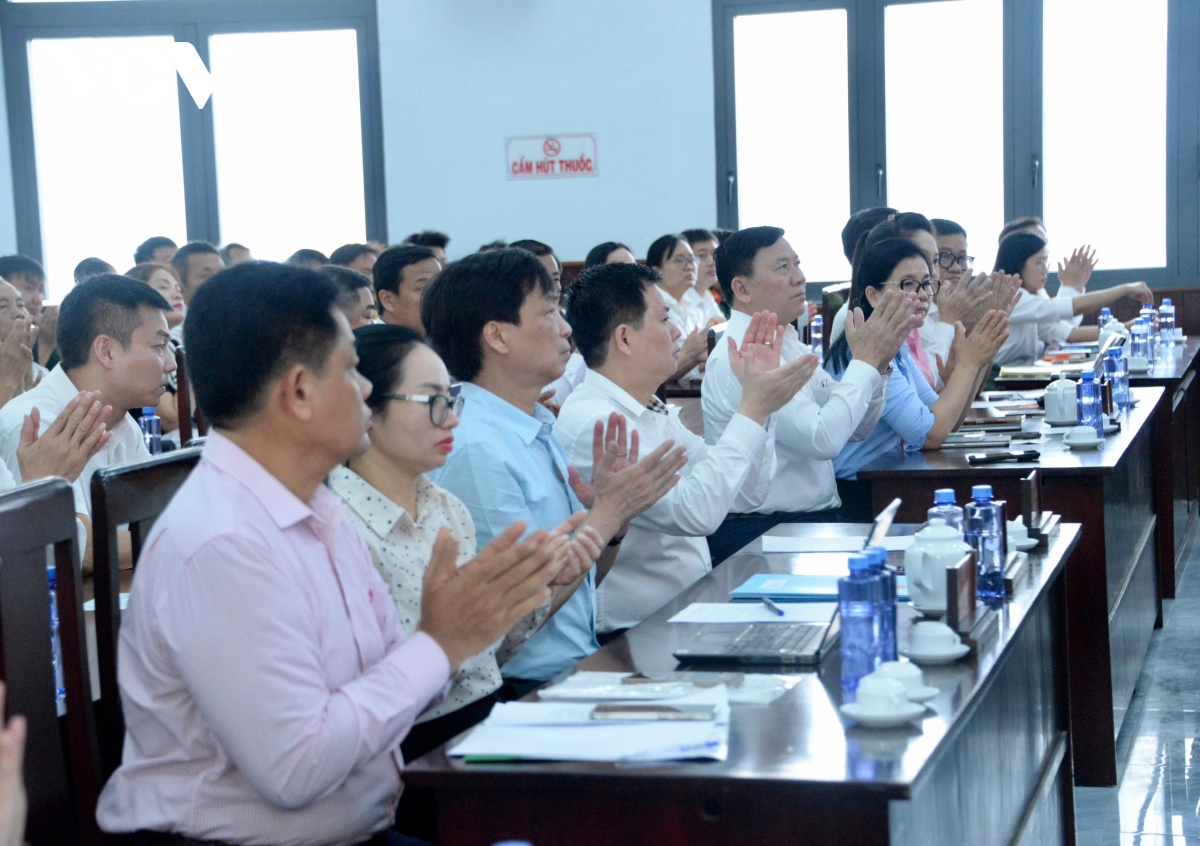 chu tich quoc hoi tran thanh man tiep xuc cu tri tai tp ho chi minh hinh anh 2