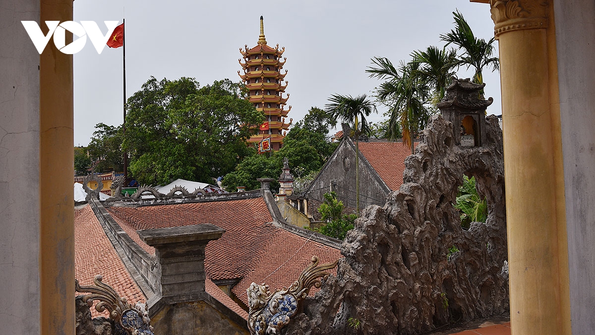 kham pha ngoi chua co tram gian hon 500 nam tuoi o ninh binh hinh anh 6