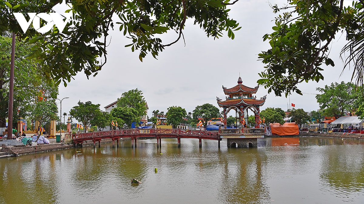 kham pha ngoi chua co tram gian hon 500 nam tuoi o ninh binh hinh anh 15