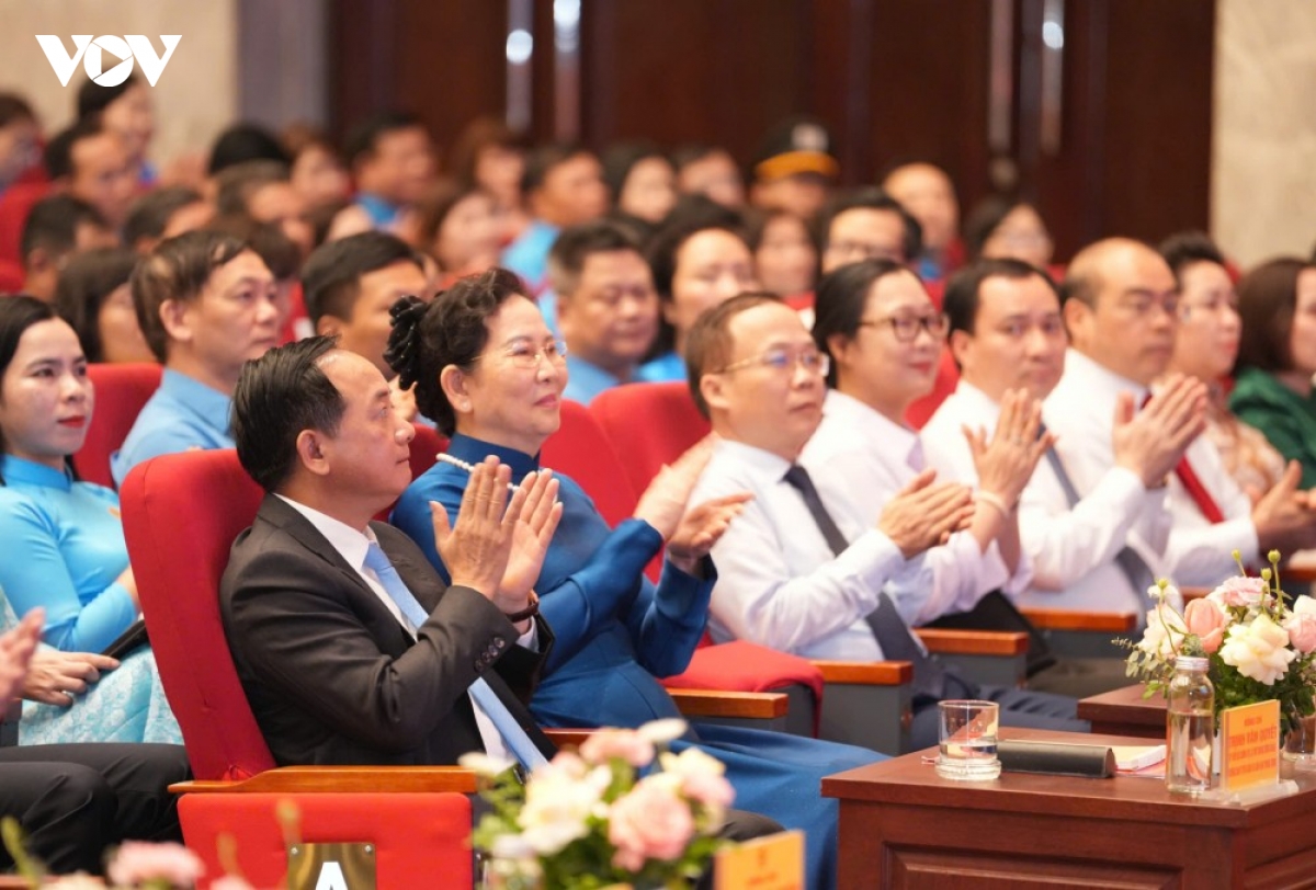  hoc bac khong phai bang khau hieu ma bang hanh dong cu the, hieu qua thuc chat hinh anh 1