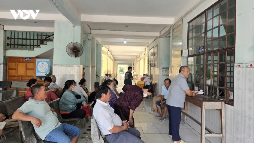nang cao nang luc cap cuu, kham chua benh o dac khu phu quy hinh anh 1