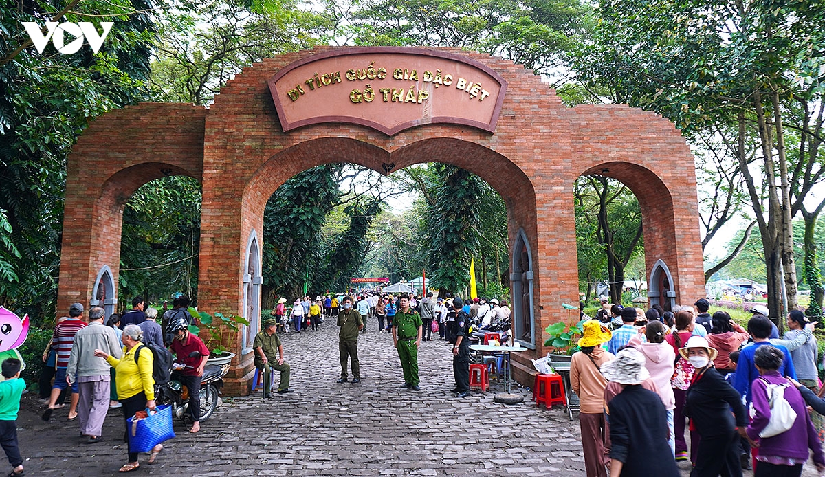 giu hon van hoa dan toc tu vung Dat sen hong den lop hoc tieng viet tai campuchia hinh anh 5
