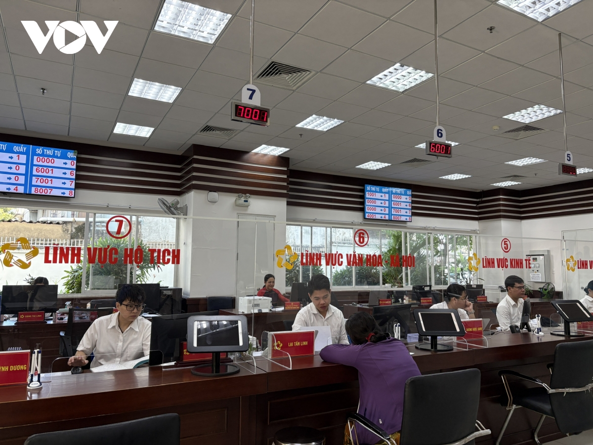 TP.HCM tiếp nhận, xử lý 80% hồ sơ hành chính công trực tuyến
