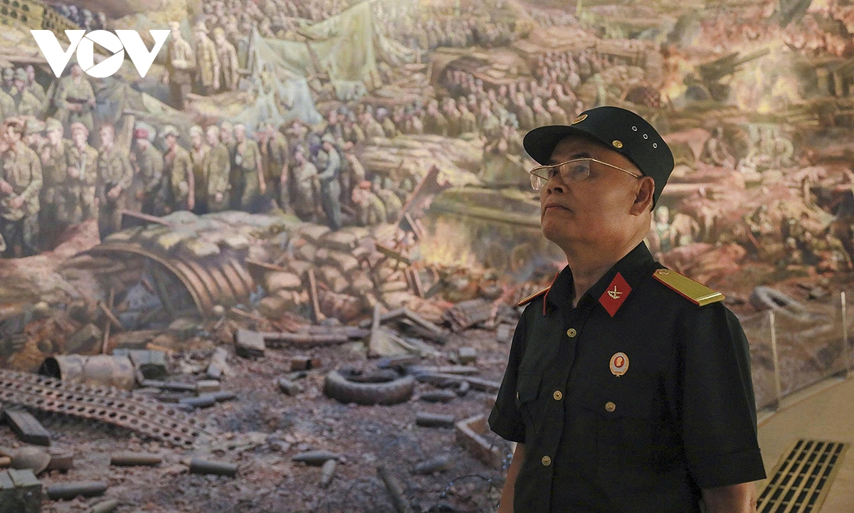 thang 5 ruc ro tren manh dat Dien bien lich su hinh anh 8