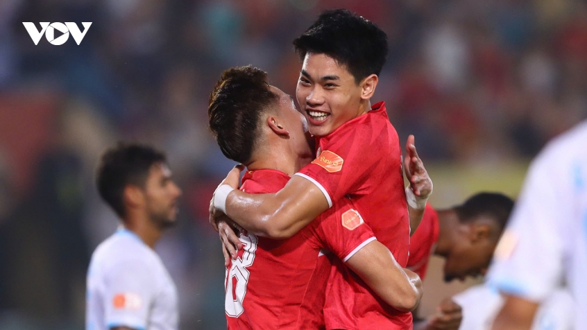 cuoc dua vo dich vong 23 v-league con nuoc con tat hinh anh 1
