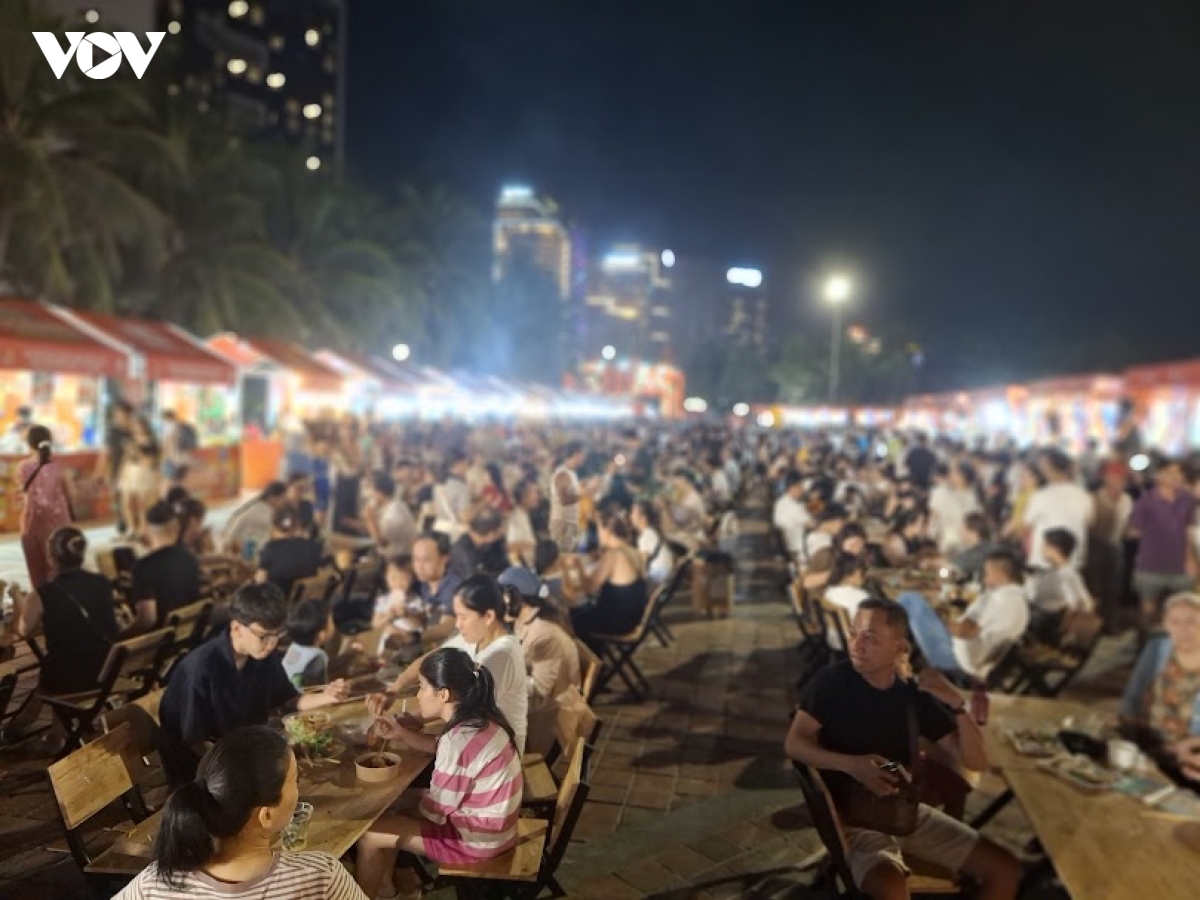 khai mac le hoi Da nang food tour 2026 hinh anh 5