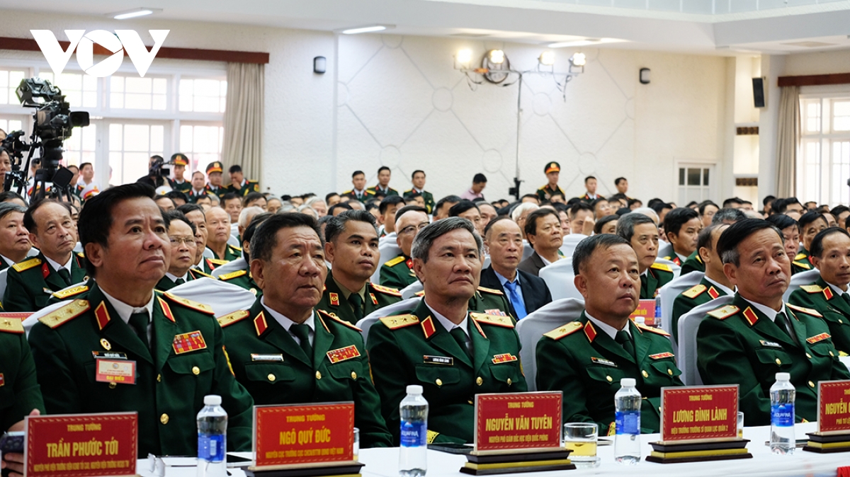 bo chi huy quan su tp Da nang don nhan huan chuong quan cong hang nhat hinh anh 5