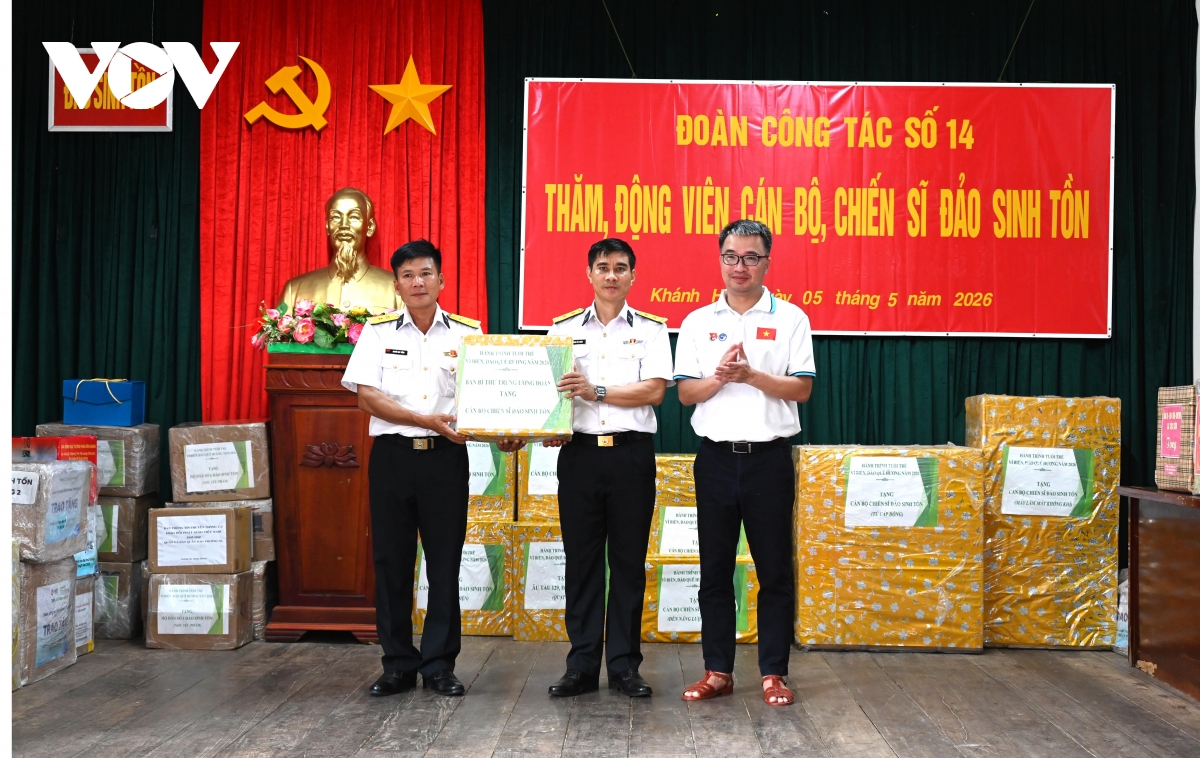 hai trinh truong sa cua Doan cong tac so 14 ket noi tinh yeu bien dao hinh anh 4