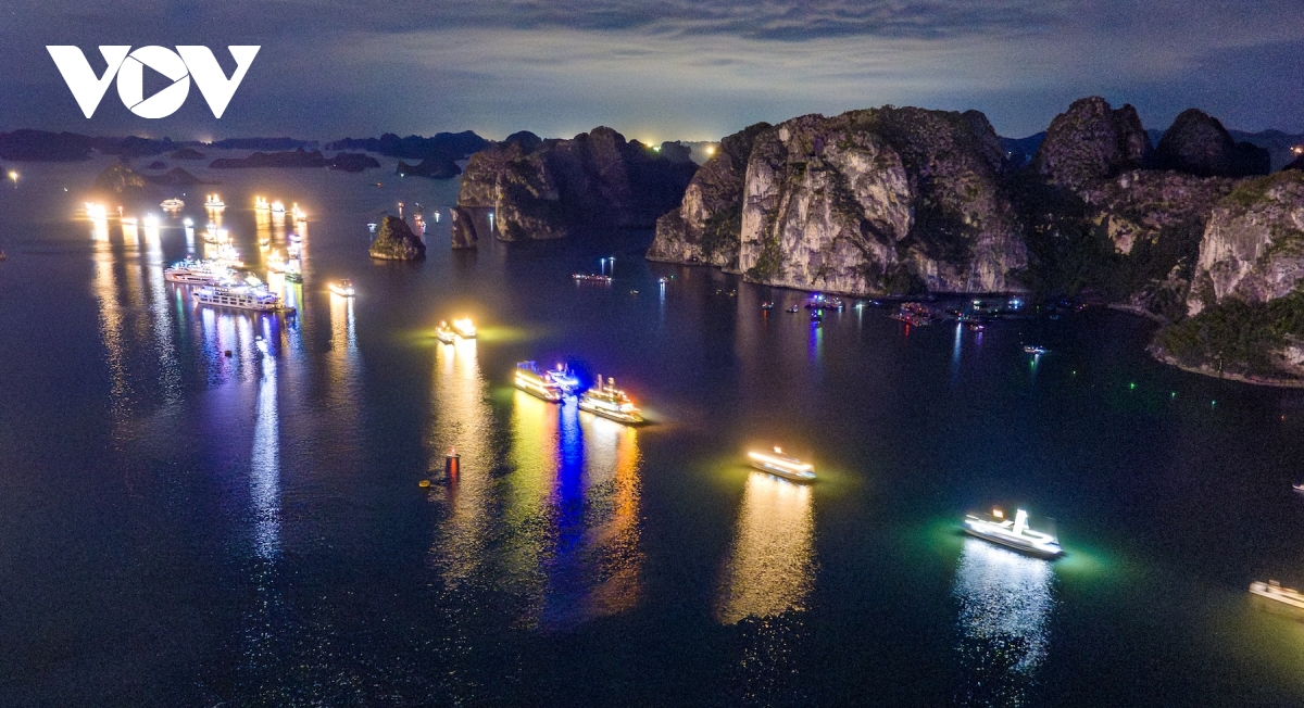 quang ninh don hon 1,3 trieu luot khach trong 2 dot nghi le hinh anh 2