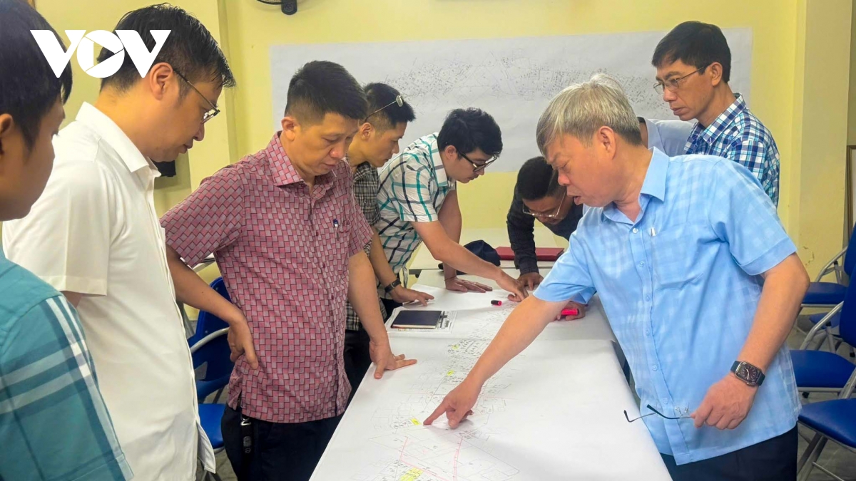 nguoi dan dong loat nhan tien, ban giao mat bang cho du an duong vanh dai 2,5 hinh anh 9