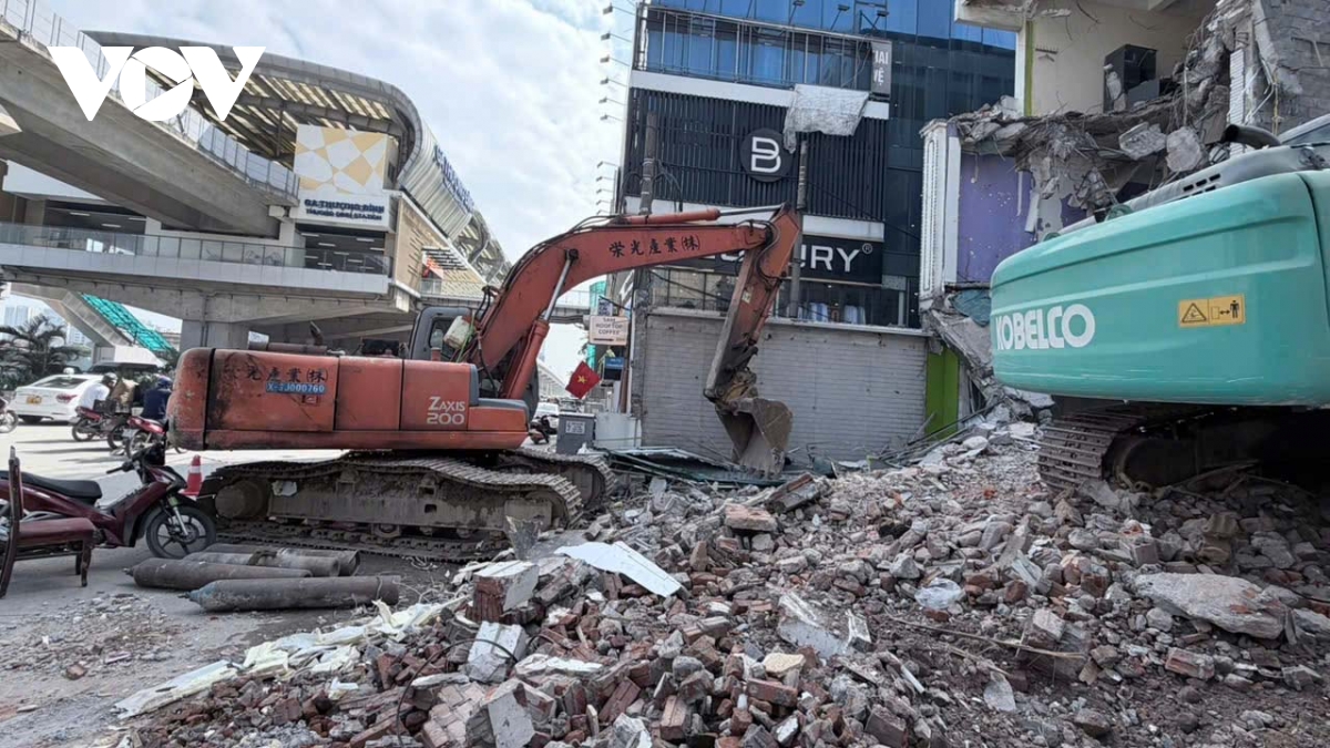 nguoi dan dong loat nhan tien, ban giao mat bang cho du an duong vanh dai 2,5 hinh anh 4