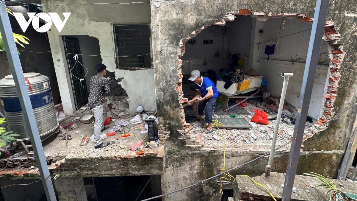 nguoi dan dong loat nhan tien, ban giao mat bang cho du an duong vanh dai 2,5 hinh anh 7