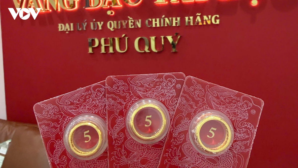 gia vang hom nay 22 9 vang the gioi tuot khoi moc 4.500 usd oz hinh anh 2