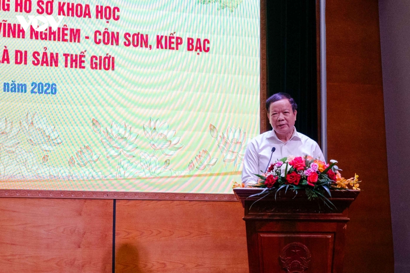 ho so 54kg va hanh trinh dua yen tu - vinh nghiem - con son, kiep bac ra the gioi hinh anh 4