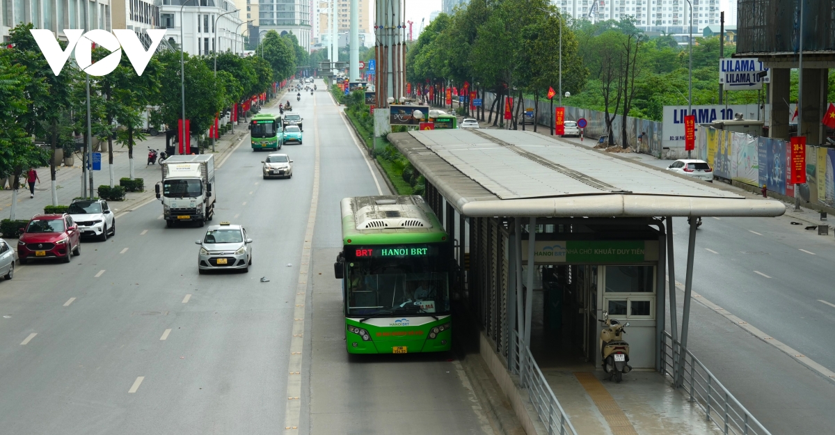 giao thong ha noi ngay 1 5 de tho hiem thay, noi do vang ve hinh anh 8