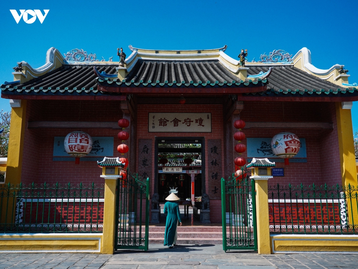 xu huong nguoi tre dam me check-in tai cac di san van hoa, lich su hinh anh 3