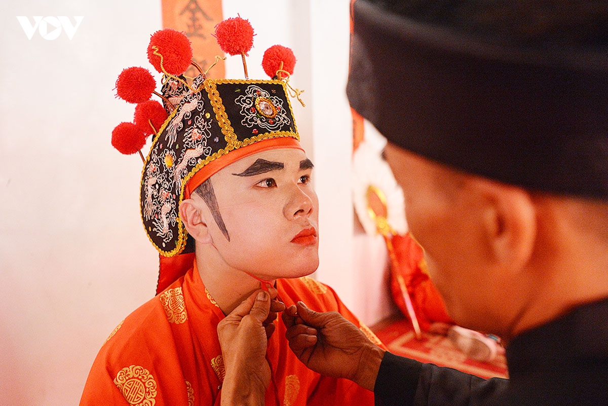 hoi giong den phu Dong tieu chuan khat khe tuyen chon Ong hieu, ca doi luu danh hinh anh 15