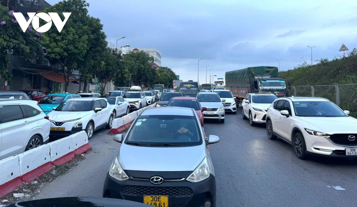 dong nguoi tro lai thu do tang vot, nhieu tuyen cua ngo qua tai hinh anh 15