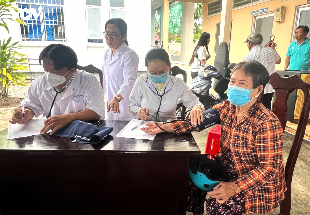 ca mau phat dong kham suc khoe toan dan dot 3 hinh anh 2
